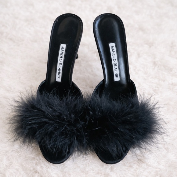 Manolo Blahnik - Picture 2 of 4